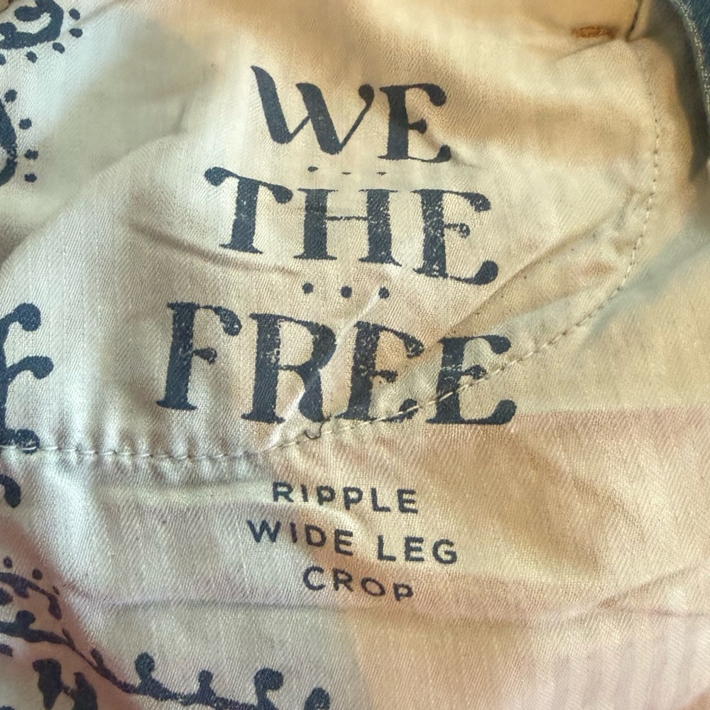 We The Free Ripple Wide Leg Crop Jeans Size 24 - Picture 11 of 13